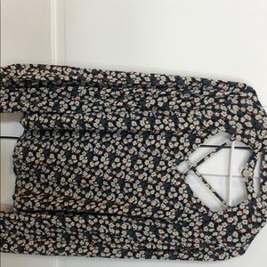 Boutique chocker top